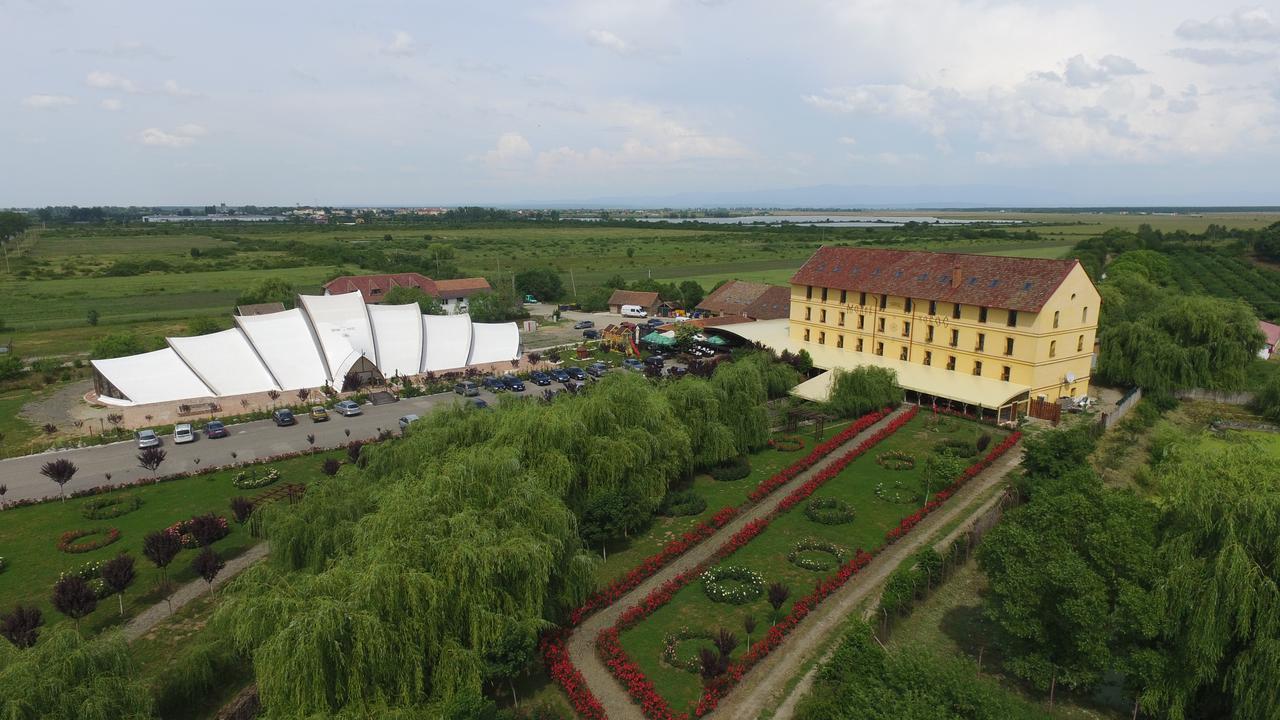Hanul Moara Cu Noroc Ineu (Arad) Exterior foto